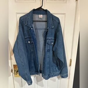 Custom Disney Store Jean Jacket with massive Oldboy patch on back Large